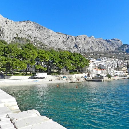 Apartment Iva Omis Exterior photo