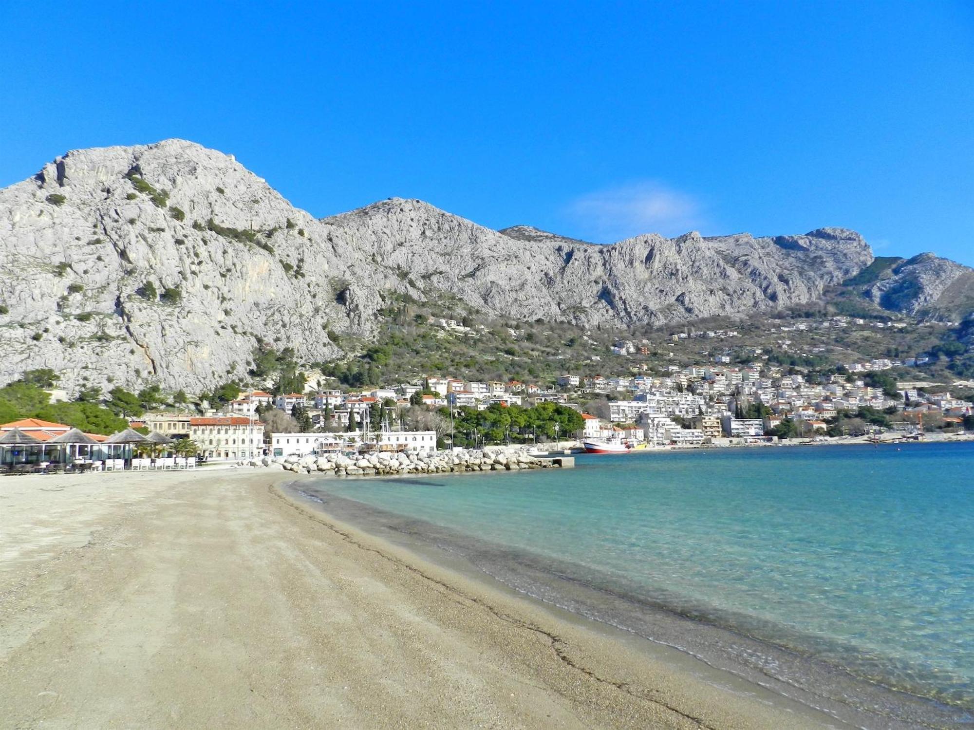 Apartment Iva Omis Exterior photo